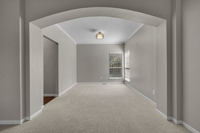 Building Photo - Spotless home in sought after Fieldstone Farms!
