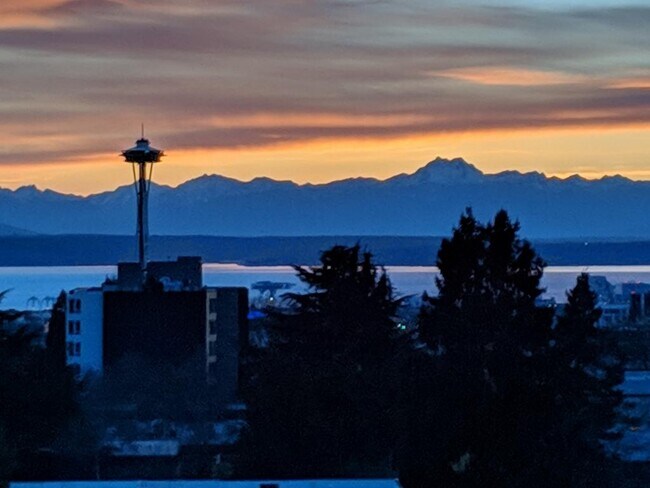 Building Photo - Thomas Street Lofts - Studio