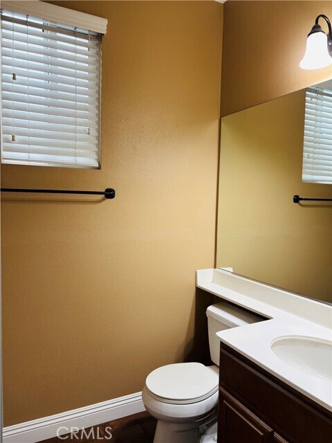 Building Photo - 40277 Balboa Dr