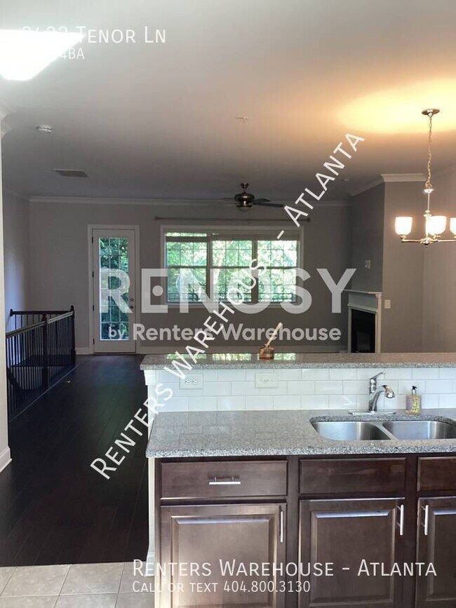 Building Photo - 2422 Tenor Ln