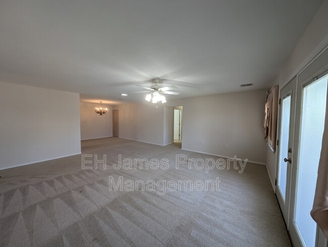 Building Photo - 6947 E 46th Pl