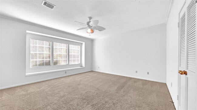 Building Photo - 4622 Grand Cayman Dr