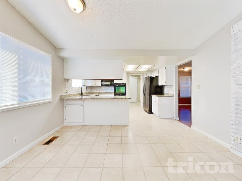 Building Photo - 3420 Alpland Ln