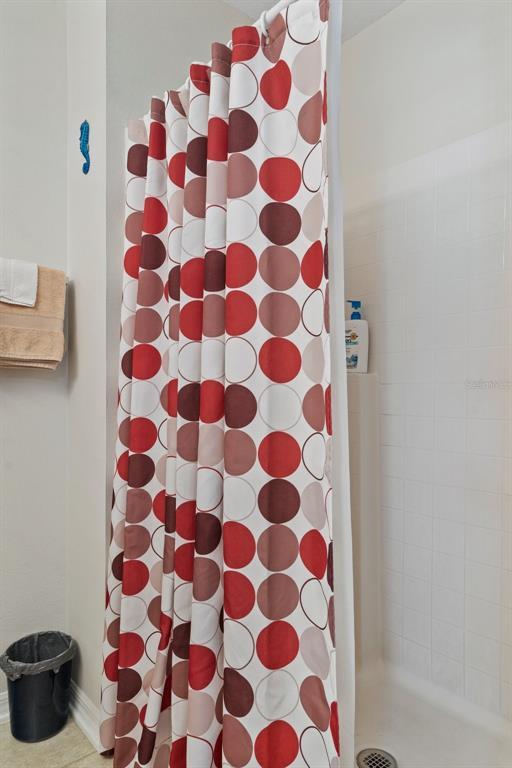 Building Photo - 12255 Linden Dr