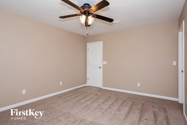 Building Photo - 11507 McDunkeld Dr