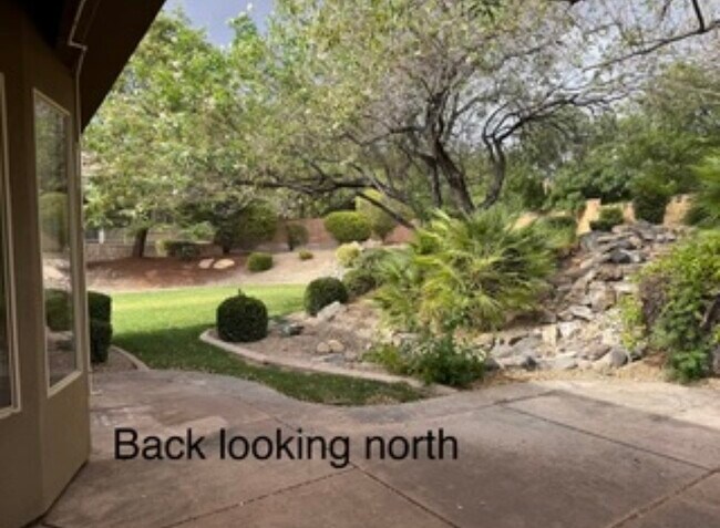 Building Photo - 1854 Stonebridge Dr