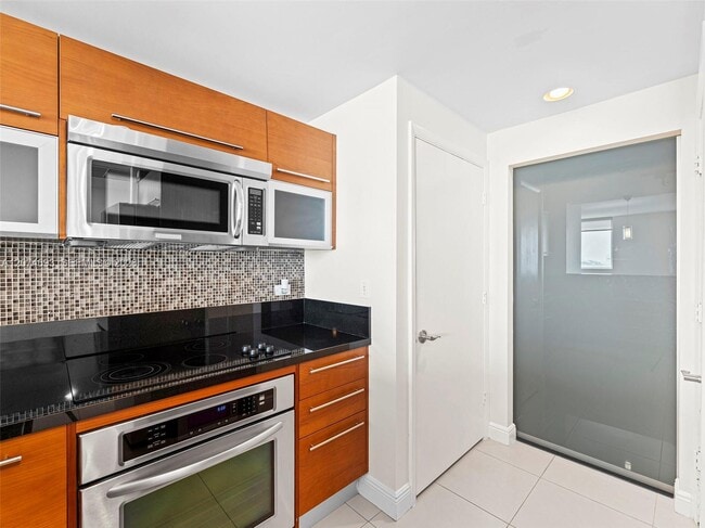 Building Photo - 244 Biscayne Blvd