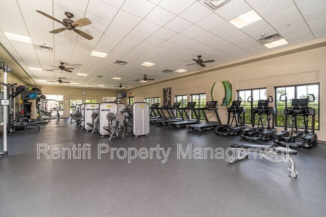 Building Photo - 12035 Hawthorn Lake Dr