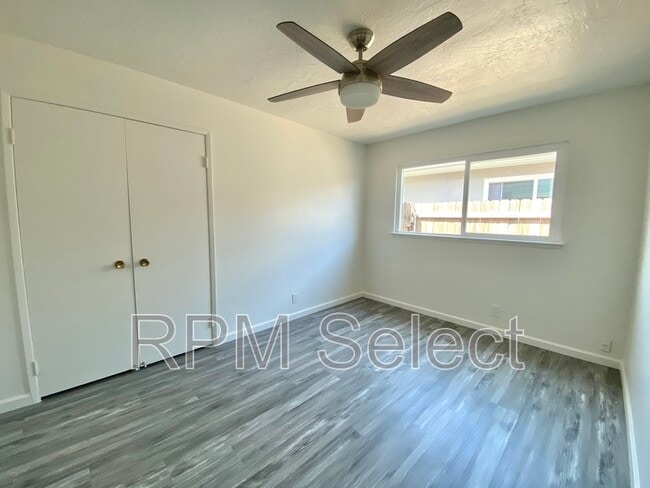 Building Photo - 2367 Pinturo Way