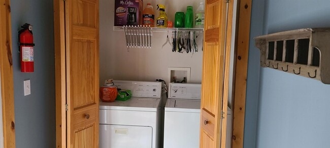 Building Photo - 2643 IL-178