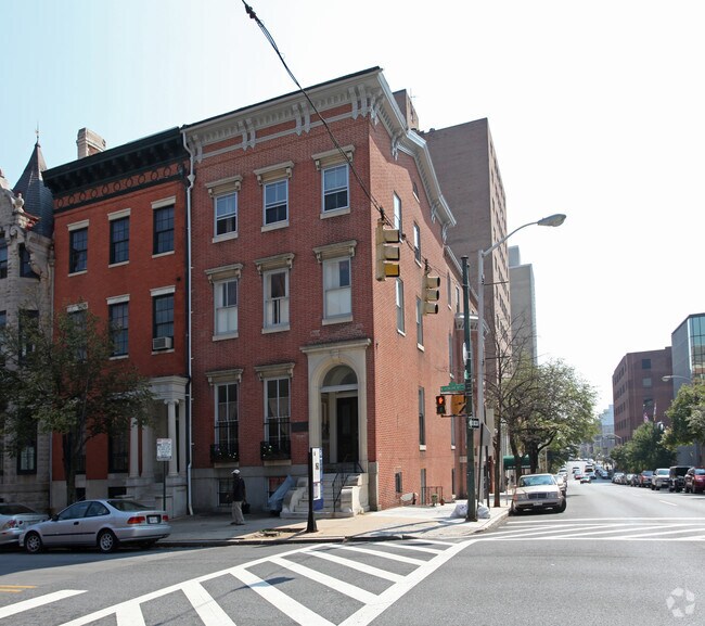 Building Photo - 115 W Monument St