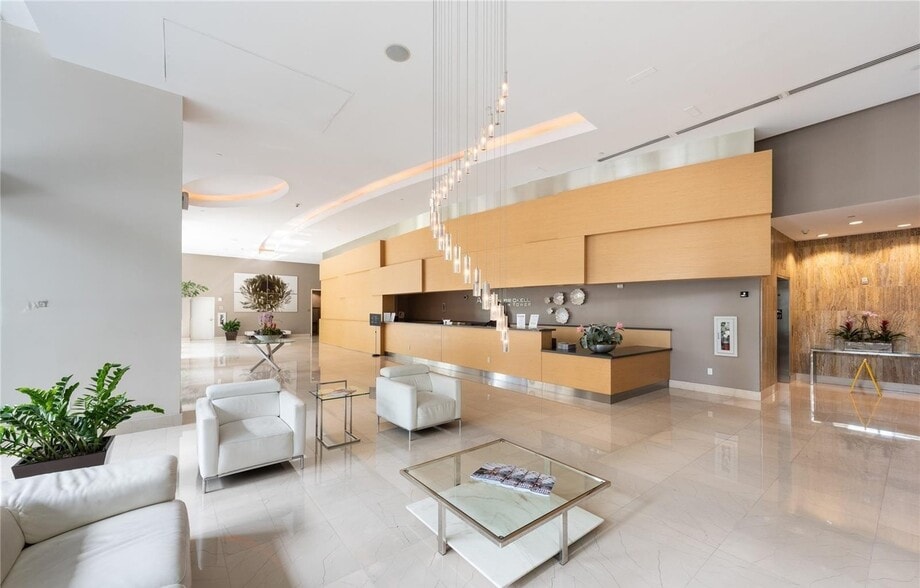 Building Photo - 79 SW 12th St