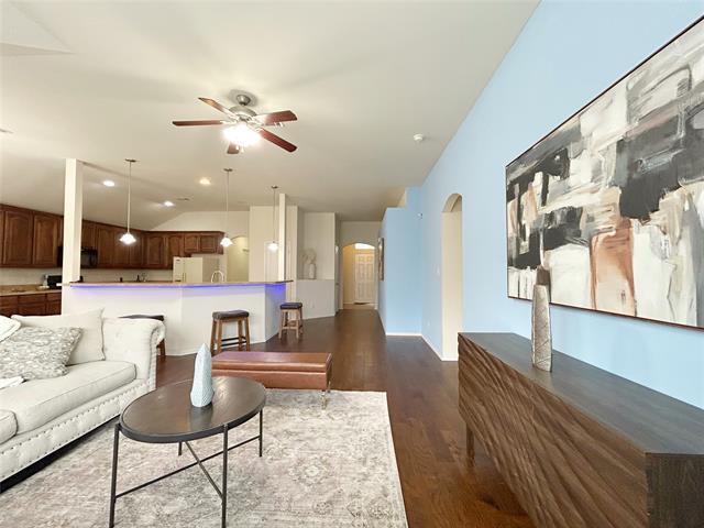 Building Photo - 2041 Matador Ranch Rd