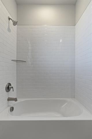 Building Photo - 2020 Beeflower St