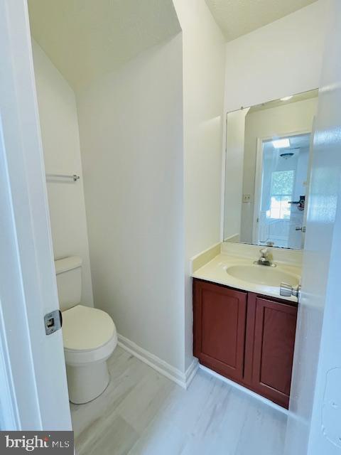 Building Photo - 5105 Mallards Landing Dr