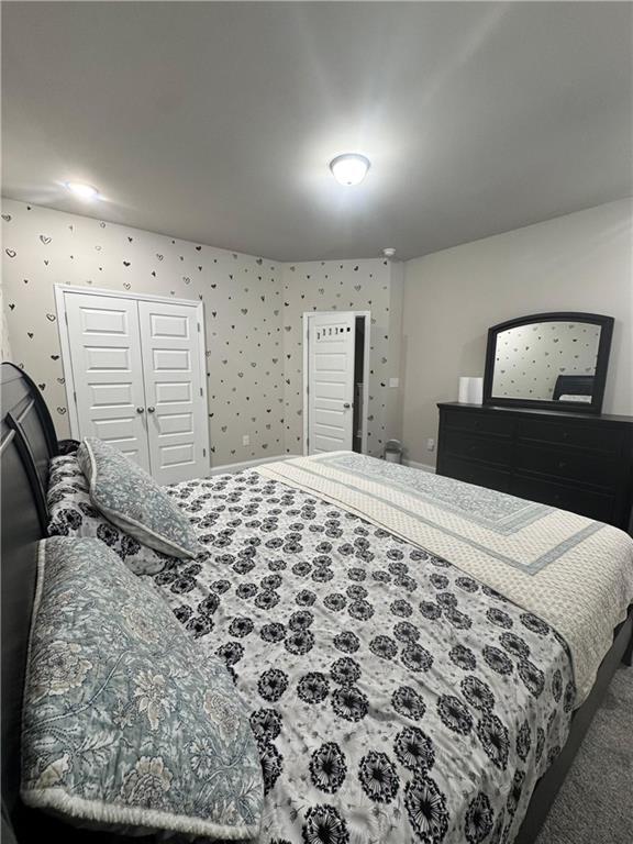 Building Photo - 2215 Manor Pointe Dr