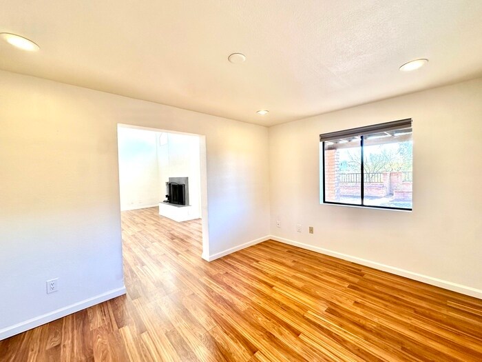 Building Photo - 4100 E Pontatoc Canyon Dr