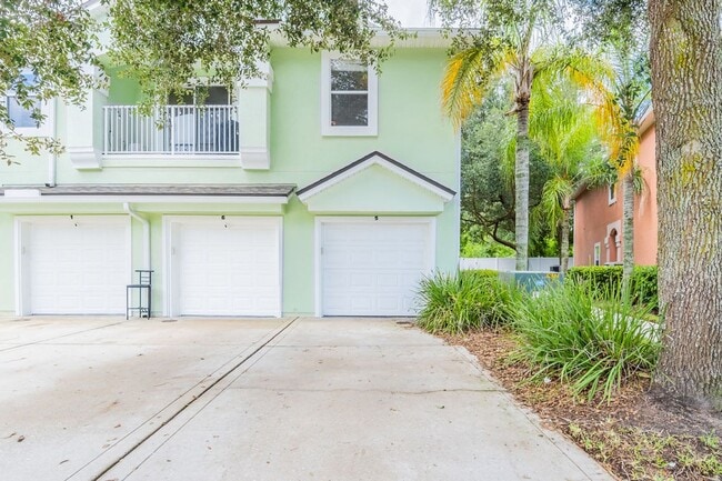 Building Photo - Heron's Landing End Unit Overlooking the Sparkling Community Pool