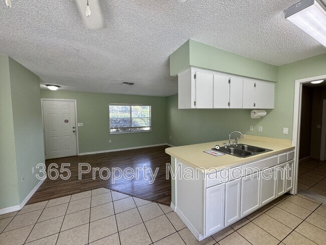 Building Photo - 12484 Curry Dr