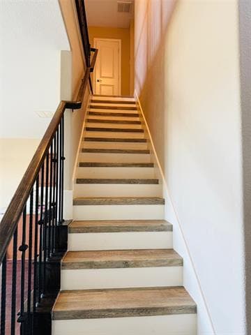 Building Photo - 2681 Chambers Dr