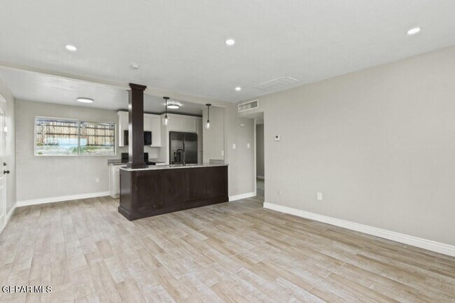 Building Photo - 7917 San Paulo Dr