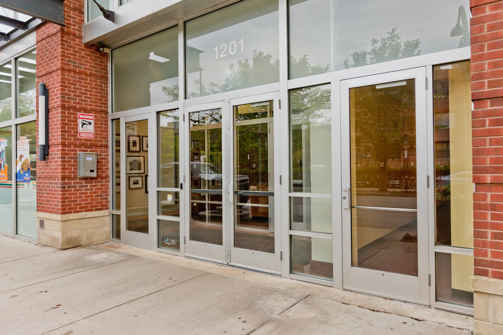 Building Photo - 1201 W Adams St