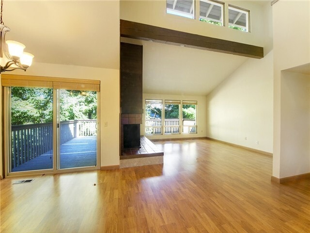 Building Photo - Spacious 2br with additional room in The M...
