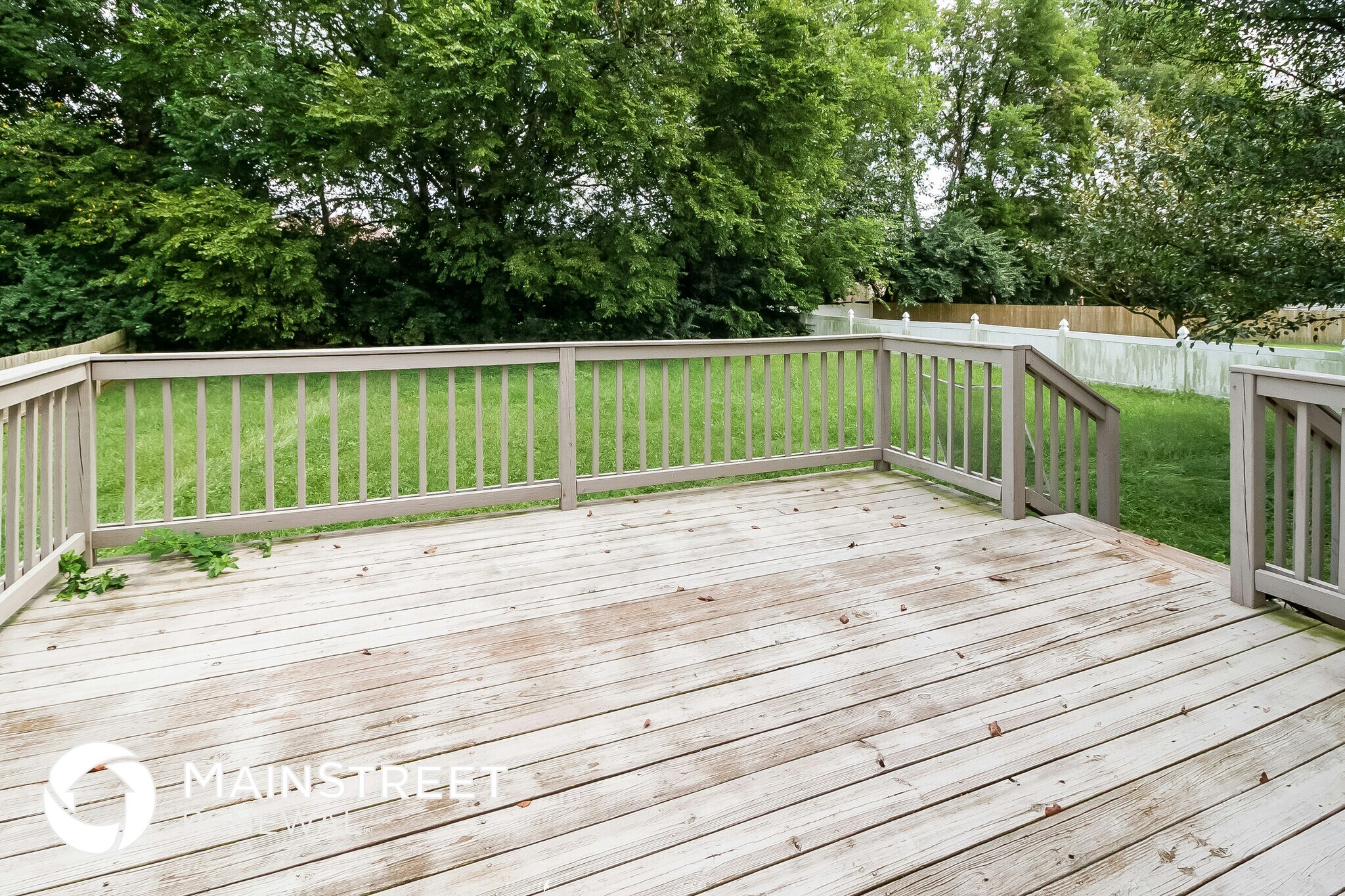 Building Photo - 7725 Pear View Ln