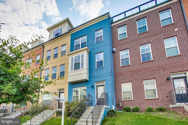 Primary Photo - 12609 Macaulay St