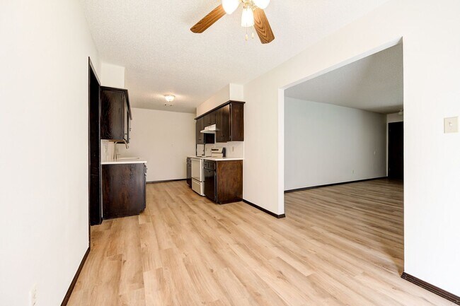 Building Photo - 924 SW 97th St