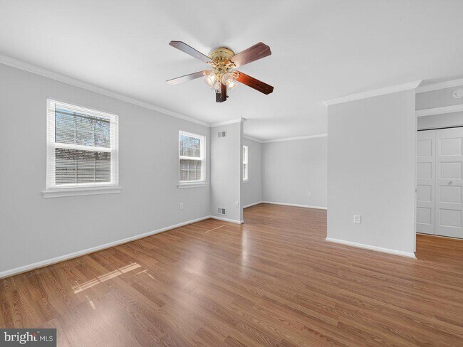 Building Photo - 3827 Gawayne Terrace