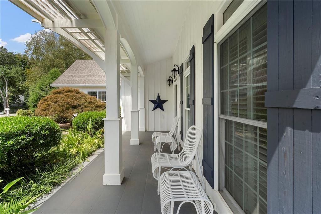 Building Photo - 61 View Point Dr