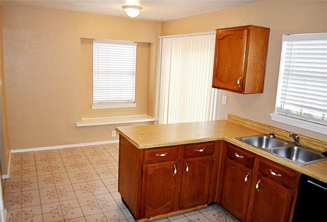 Building Photo - 3304 Forest Creek Dr
