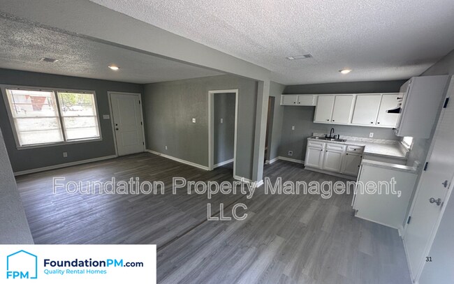 Building Photo - 4995 Stacey Rd