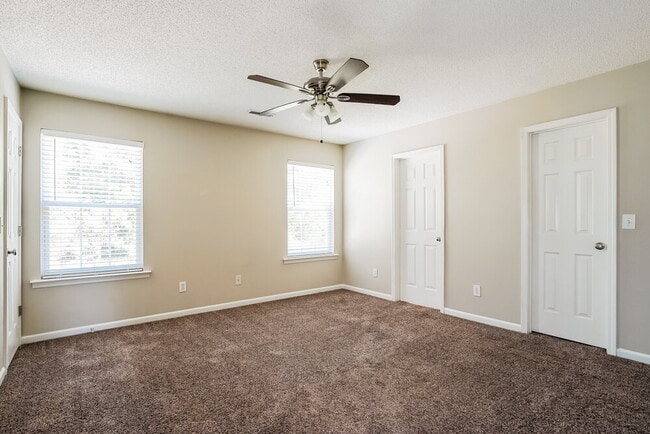 Building Photo - 7333 Brighton Hill Ln