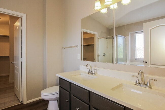 Building Photo - 4538 W Fawn Dr