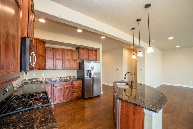 Building Photo - Bright & Spacious 3 Bed + Loft | 3-Car Garage in North Fort Collins