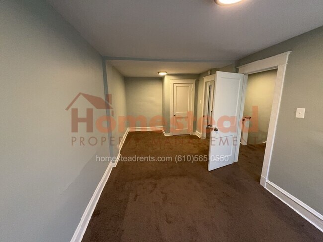 Building Photo - 259 Heather Rd