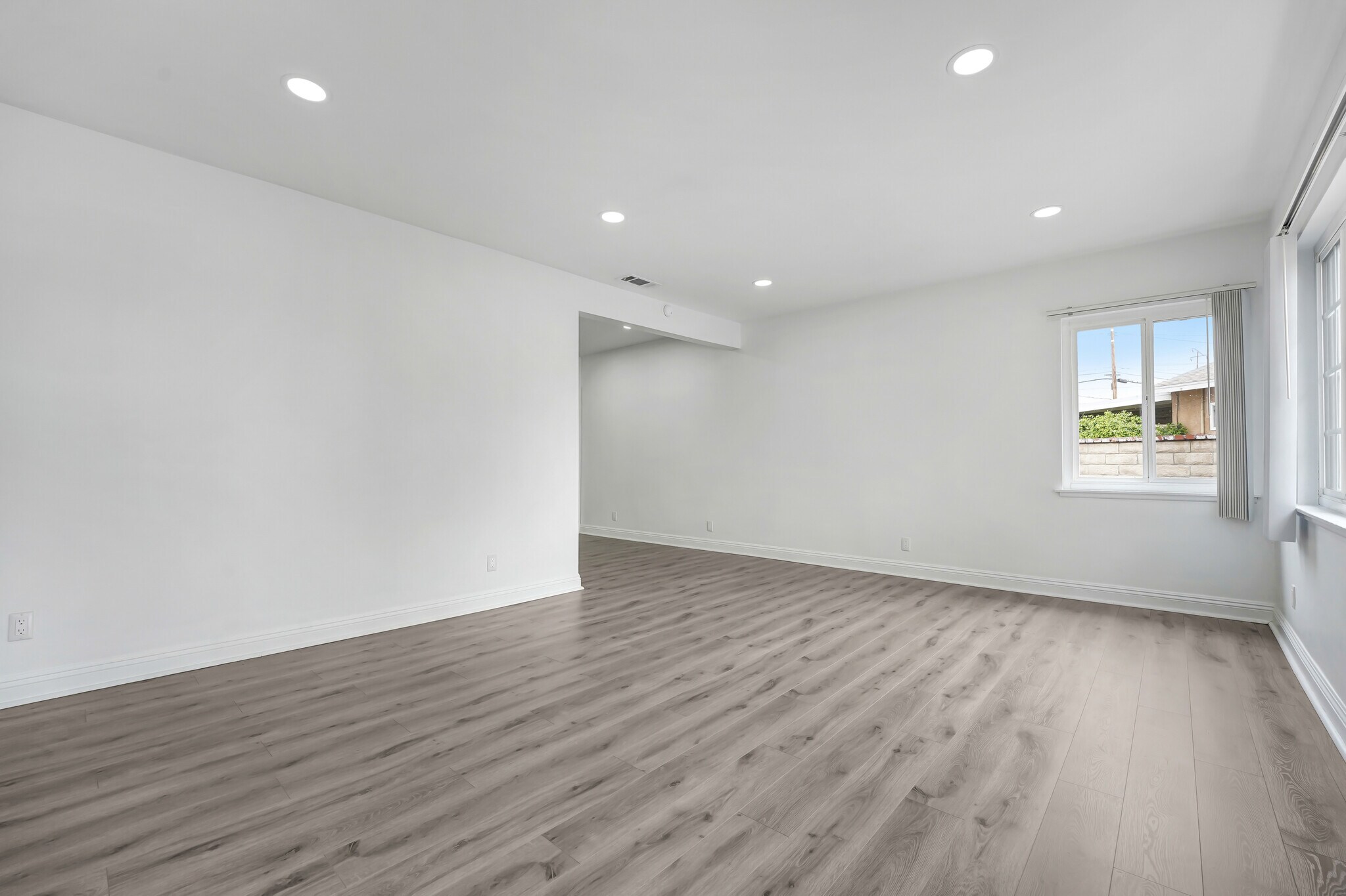Building Photo - 21733 Tuba St