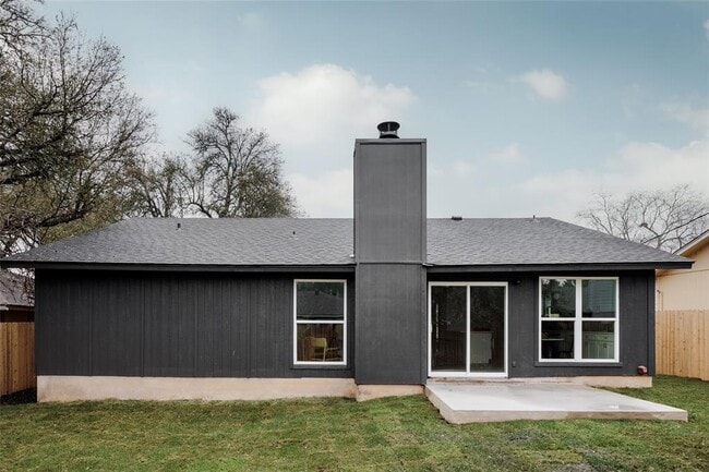 Building Photo - 3105 Jeanette Ct