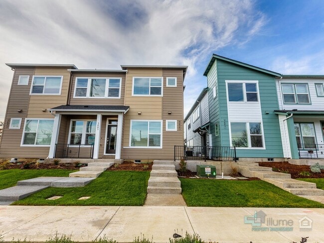 Building Photo - Bright 2-Bedroom, 2.5-Bathroom Home in Hillsboro