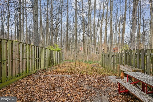 Building Photo - 7849 Briardale Terrace