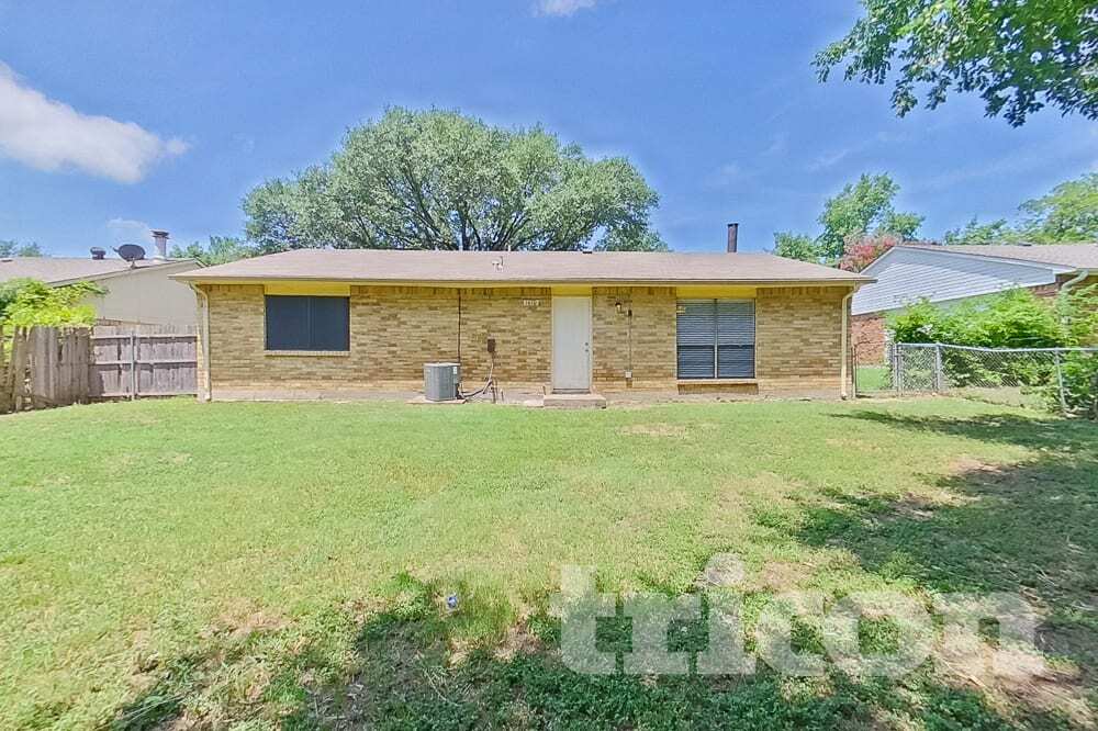 Building Photo - 1610 Pilot Way
