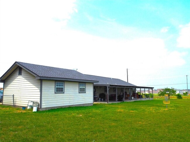 Building Photo - 2200 N Co Rd 122