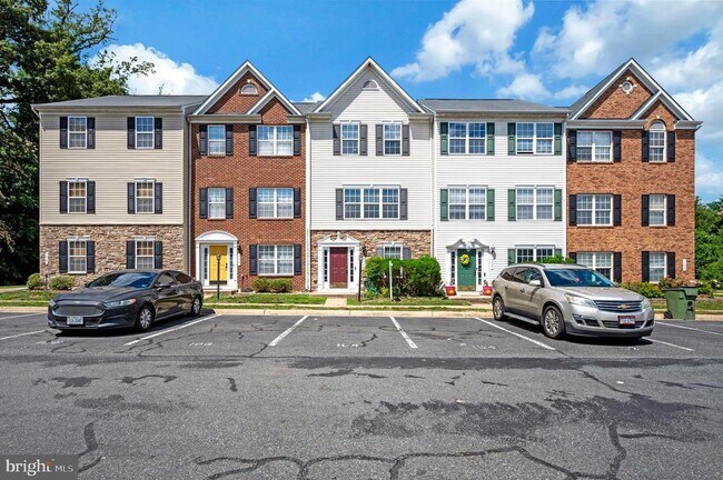 Building Photo - 104 Stingray Ct