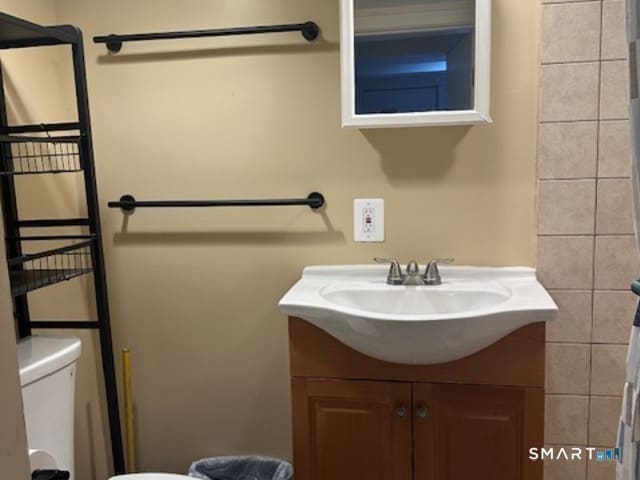 Building Photo - 2136 Barnum Ave