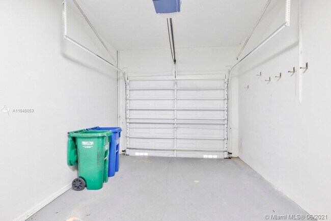 Building Photo - 12375 NW 10th Dr