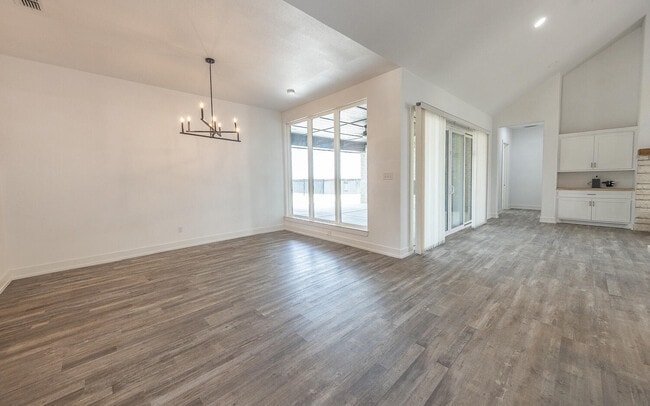 Building Photo - 19108 County Rd 2240