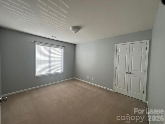 Building Photo - 127 Tilton Dr