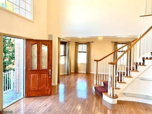 Building Photo - 43 Rosewood Ct